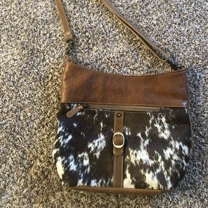 Myra crossbody with cowhide and leather purse